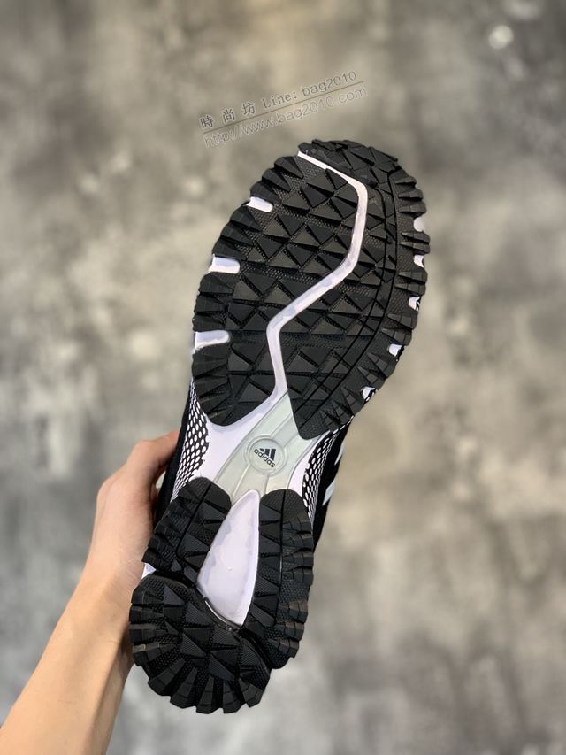 Adidas鞋 阿迪達斯秋冬新品 馬拉松 豬巴加厚網 休閒運動慢跑鞋 男女同款  hdx13284